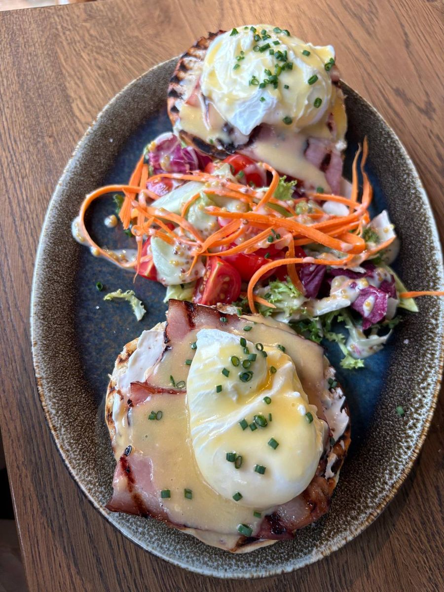 Benedict Eggs
